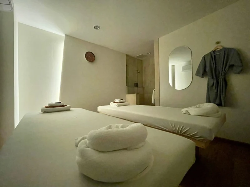 Modern treatment room with reclining foot-massage chairs at Lek Massage on Siam Square Soi 6, a massage in Siam Bangkok